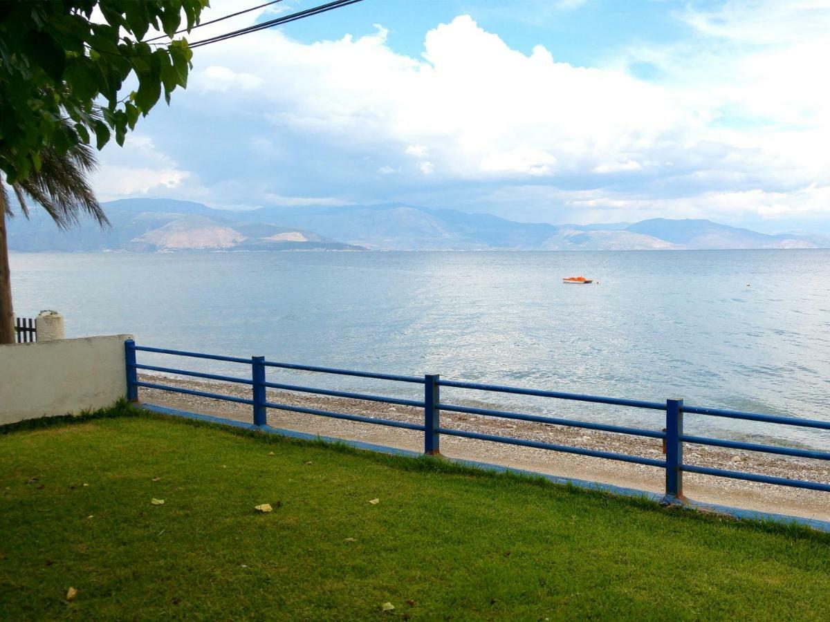 Papadogiannopoulos House Aígion Luaran gambar