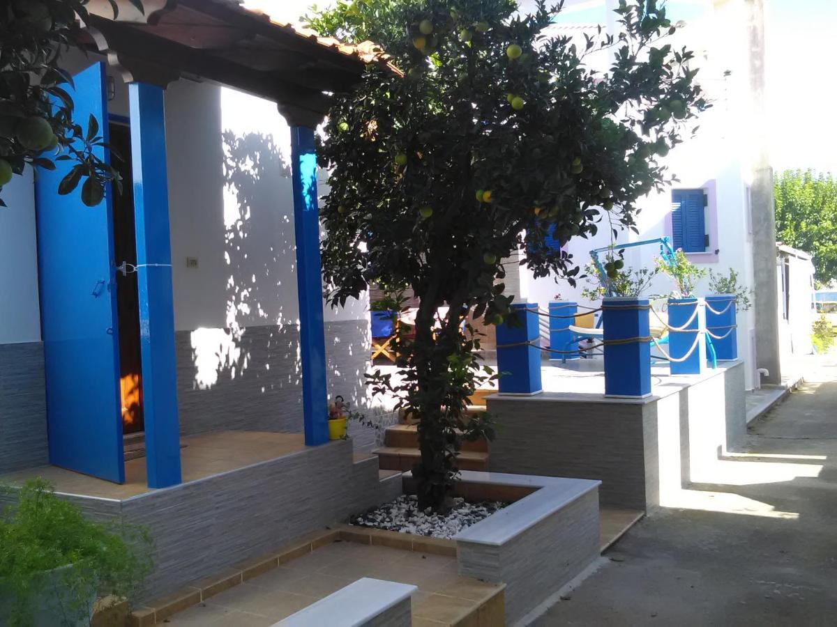 Papadogiannopoulos House Aígion Luaran gambar